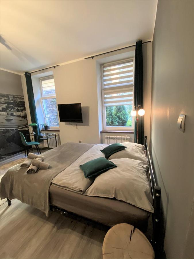 Apartament Czarne Zloto Katowice Luaran gambar